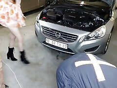 Housewife didnt have enough to fix her car