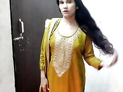 Indian college sri lanka hory wife ko chod kar mms bna liya