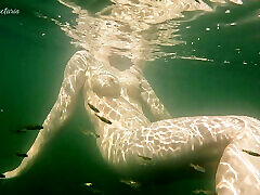 I secretly filmed nude swimming girl with perfect body on my go pro camera