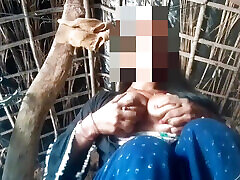 Indian masturbate in oman by finger the pussy