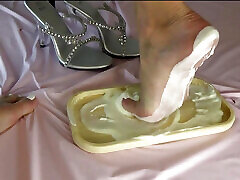 Beautiful Mature Feet in Yogurt