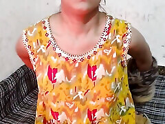 Step sister ko nanga kar ke pel diya