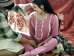 Little step sister ki chuchi daba daba kar chudai ki
