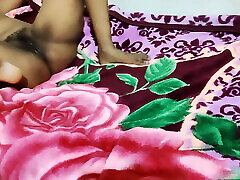 Desi village bhabhi kissed by her brother-in-law