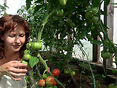 Country MILF Masturbates to Make the Tomatoes Blush