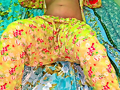 Desi Wife Swapping Planing-Hindi Clear Audio????