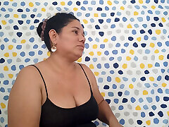 Beautiful Latina Deep Throat Girlfriend