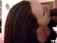 He offers me to do my teleworking day in his hotel room part3