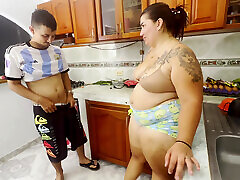 wirusowy skandal latina fucked w kuchni