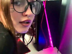 Twitch streamer nude skinloverss donated herself to me in a