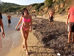 THE HOTTEST BEACH FUCK I&039;VE EVER EXPERIENCED!
