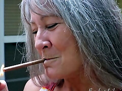 Chubby Mature Shows Off And masturbating