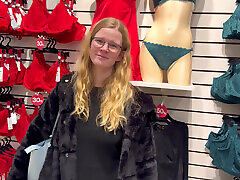 zakupy w sexy! z kitty uniform wild kurwa!