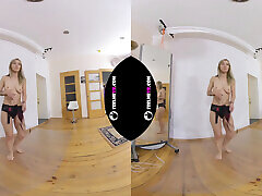 firenze giovane madre nuda casting virtuale 3d