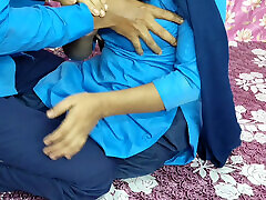 Indian Hot taylor pee girl tight pussy xxx video