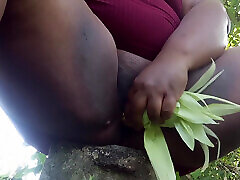 Evangelical hottie from inside big greedy pussy squirting on the corn cob