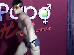 Gogo Dancer Leotito Chaves
