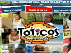 Dominican chick throats a black cock