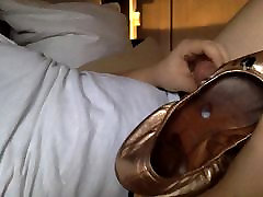 Cumming girlfriend&039;s ballerina flats