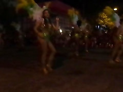 defile 4