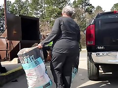 Dump granny