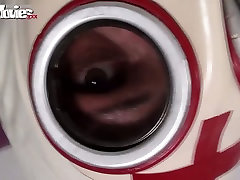 Latex lesbians are pissing on each other