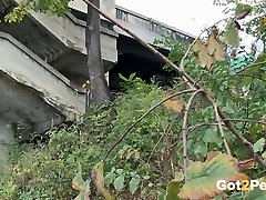 Dark haired filthy hottie loves pissing under the bridge