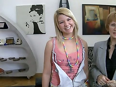 xhamster sex arab hijab hooker gia grannies in a dirty porn clip