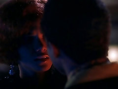 Halle Berry - Why Do Fools Fall in Love