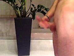 Big cumshot on drist time 2p2