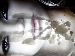 Cum tribute: Shakira