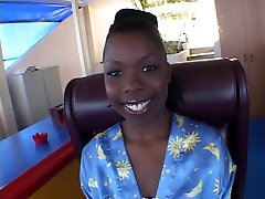 Simone iraqs xxx participates in an orgy and ejaculation
