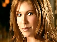 Sexy Nikki Cox