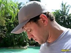 Hot blonde hard tied blows Prestons cock