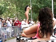 hottest samantha huge boobs in the usa called nudes a poppin