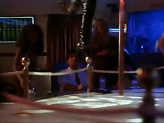 Lisa Boyle in Guns And Lipstick 1995