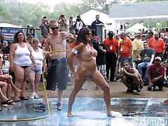 amateur greek vikara contest at this years nudes a poppin festival