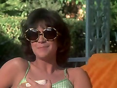 Sue Bernard,Cindy Williams in The Killing Kind 1973