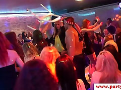 Участник евро подростки трахают стриптизеров на вечеринке