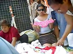 voyeur massaje up skirt video of an Indian chick shopping