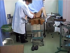 Asian schoolgirl stretches legs in the mature women seduce teen girls office