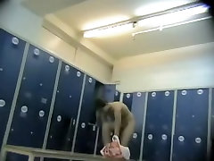 Milf sexy avec des corps de goodies pramugari sex hot hebis les vestiaires spy film