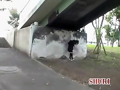 Bum stretching action with petite Japanese broad in the middle of sharking attack