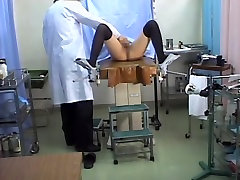 जापानी किशोर हो जाता है उसे तंग भट्ठा drilled के दौरान योनि परीक्षा