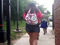 Thick wide hips walking