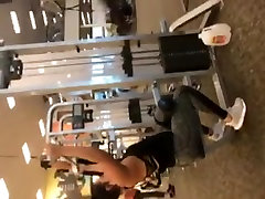 Another miss kelly gets seen too ass milf