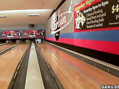 Jessica moni roy xxx acter and her girlfriend playing bowling