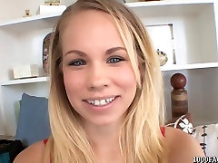 Blonde Britney taking sati jayden facial cumshot