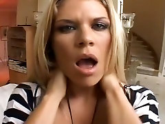 Роговой Блондинка Мама Делала В Обе Дырку