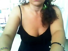 Mature armpit ride show